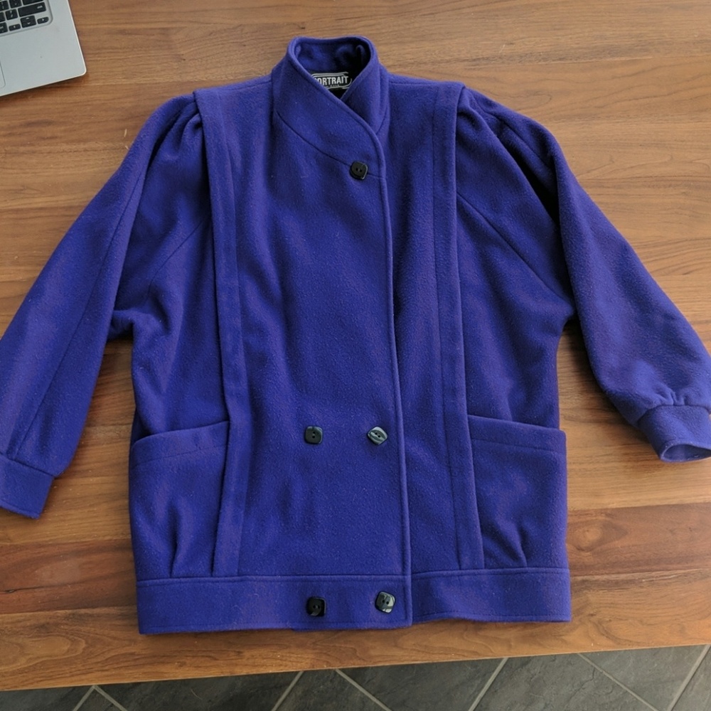 90sVINTAGE Portrait purple peacoat